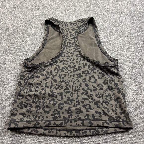 ATHLETA Women’s Shanti Leopard Print Racerback Cropped Black/Grey size: XXS - Picture 2 of 7